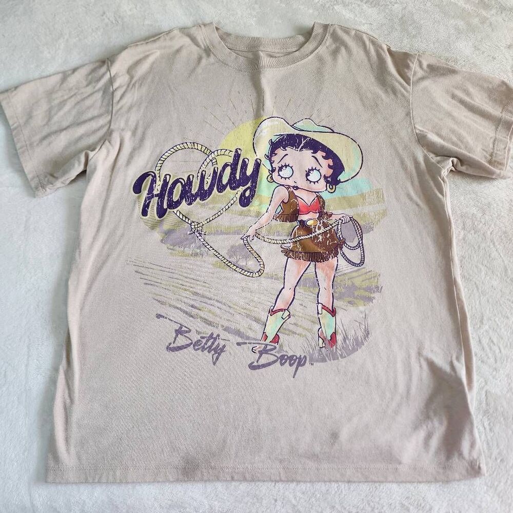 Fleischer Studios Betty Boop Cowgirl Graphic Tshirt Size Medium